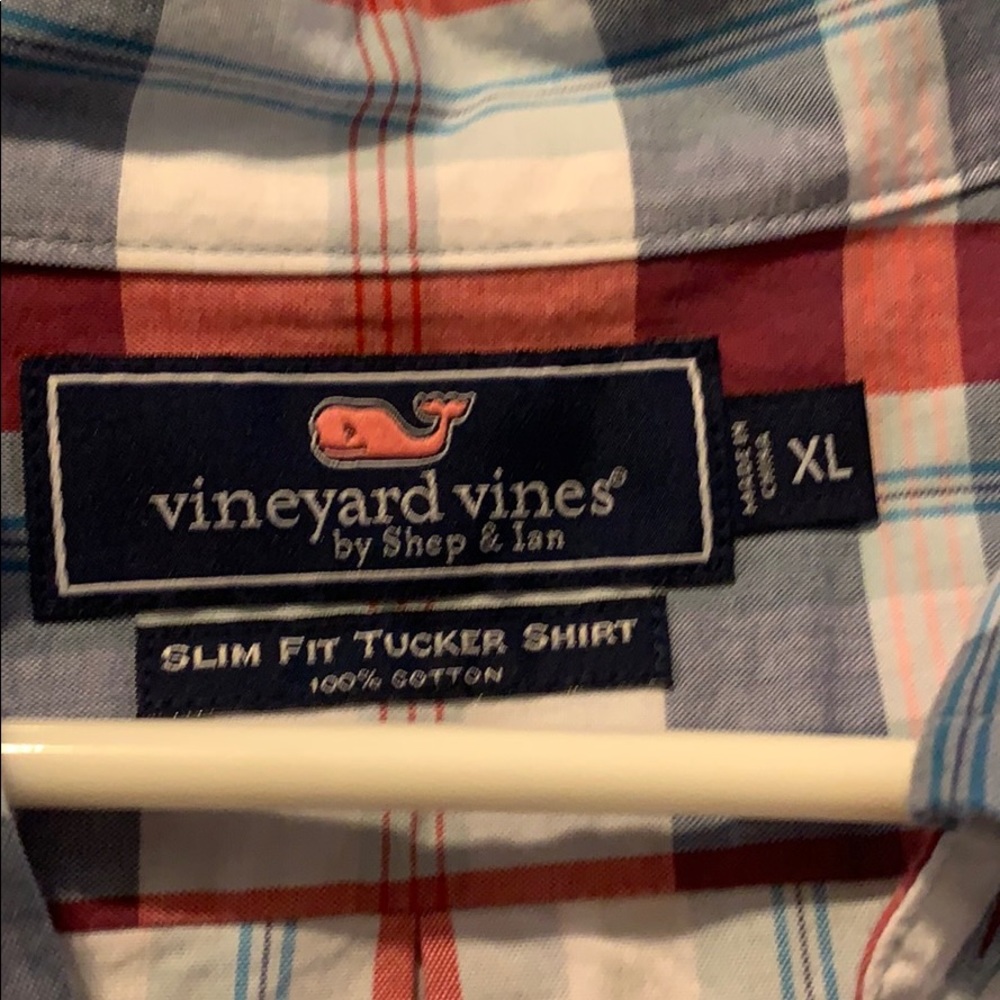 Vineyard Vines Button Down - image 2